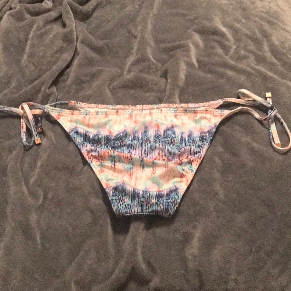 Victoria’s Secret Skimpy String Bottom - image 2